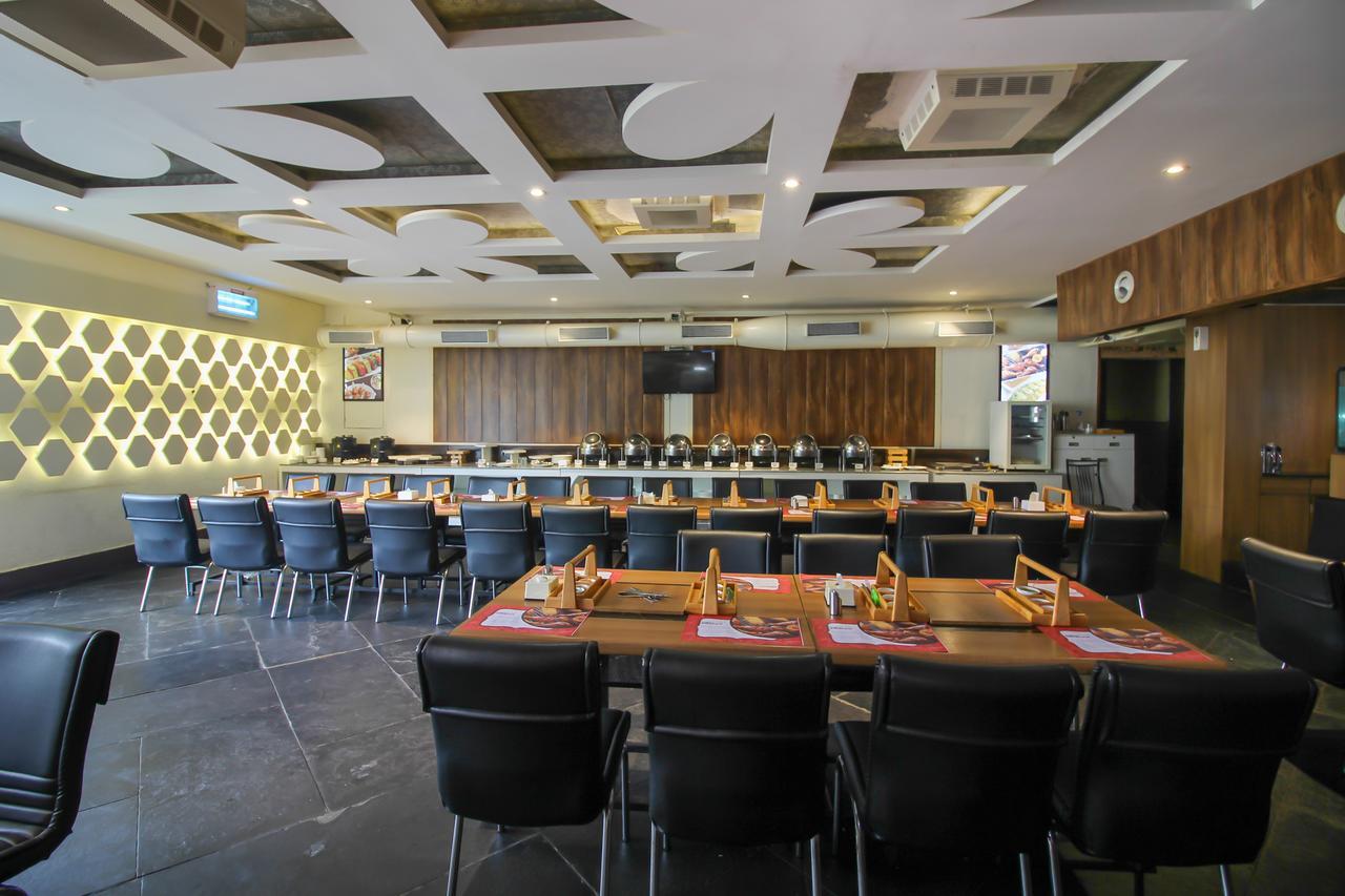 Oyo 24197 Saptaruchi Hotel Pimpri-Chinchwad Exterior photo